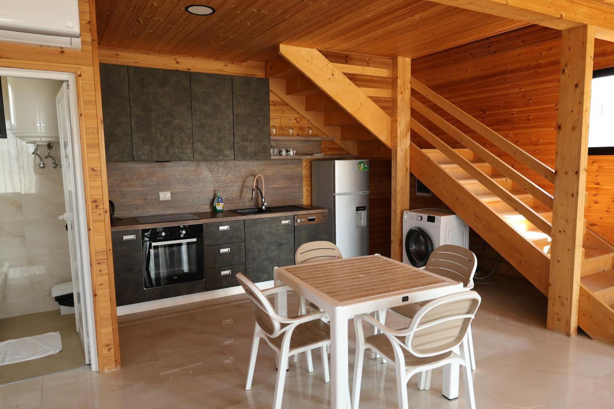 Posh Villa 1 Kavaje Bagian luar foto